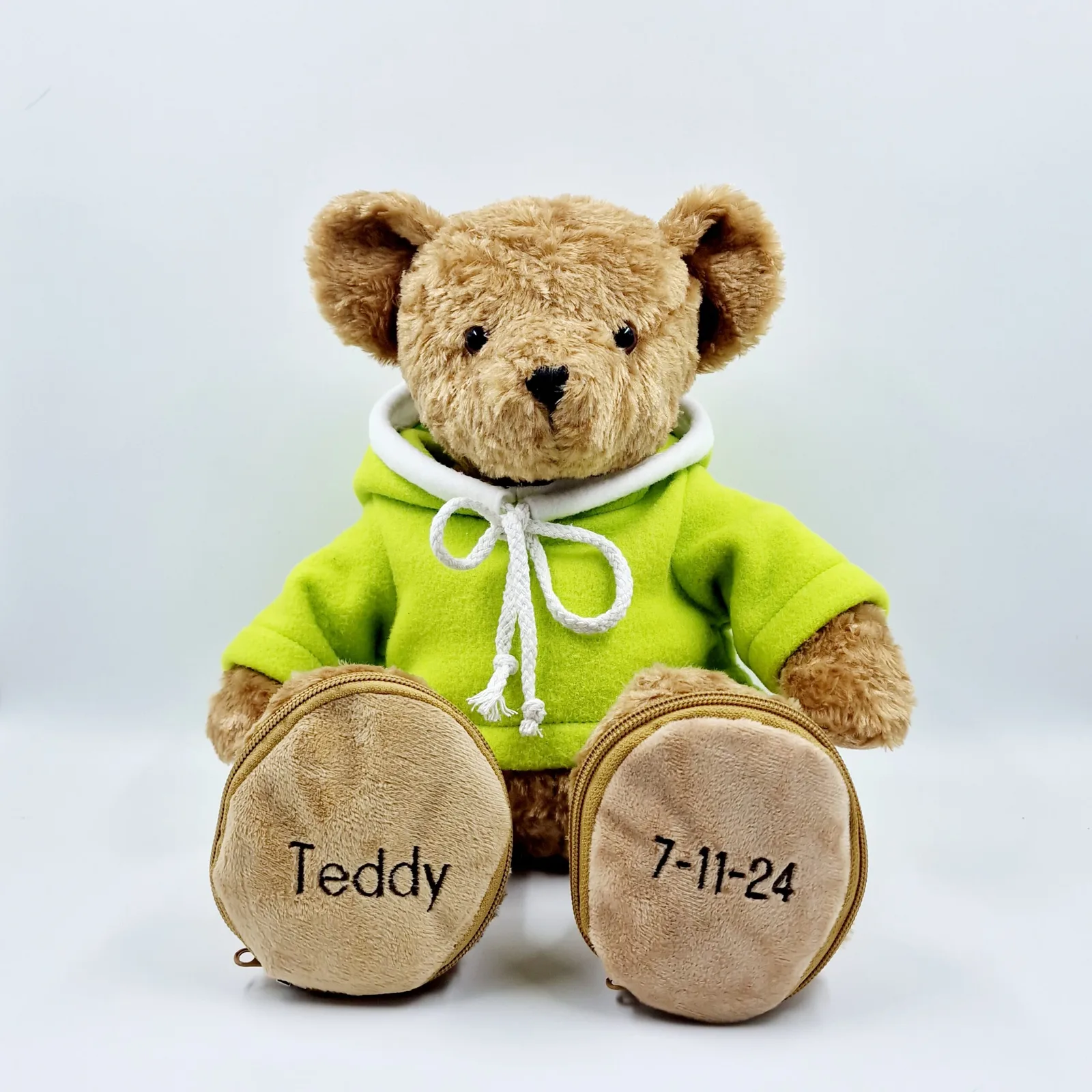Ours en peluche avec sweat à capuche vert