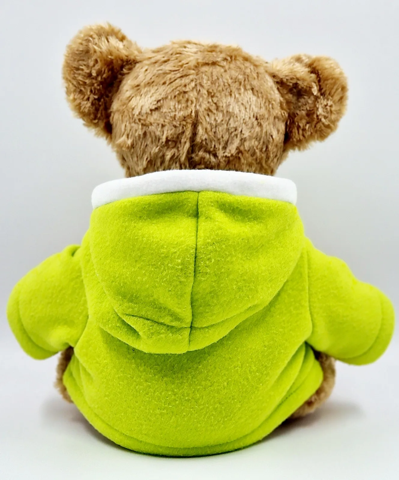 Ours en peluche avec sweat à capuche vert