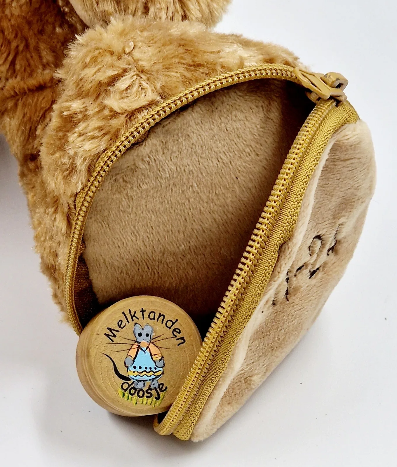 Ours en peluche avec sweat à capuche vert